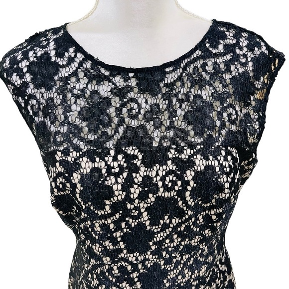 KAY UNGER $640 BLACK ILLUSION NECKLINE LACE EVENING GOWN LONG DRESS SIZE 10 - Picture 11 of 14